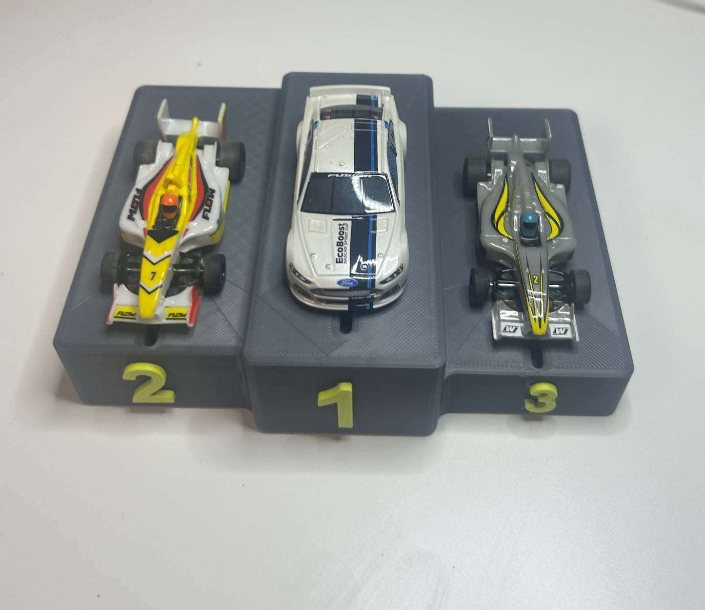 1/64 HO Slot Car Podium